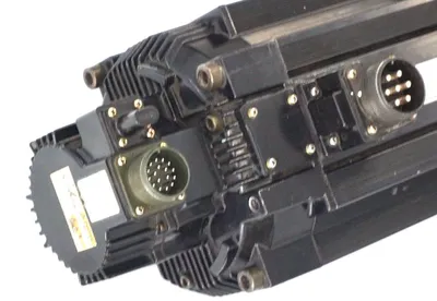 YASKAWA SGMGH-44A2A-YR15 AC SERVO MOTOR SGMGH44A2AYR15