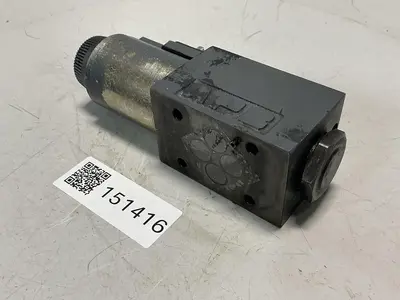 USED VICKERS DG4V-3S-22A-M-U-HL7-60-EN490