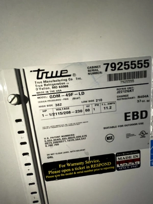 72-0473 True GDM-49F-LD 2-Door Self Contained Cooler