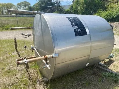 1,000 Gallon Stainless Steel Mix Tank