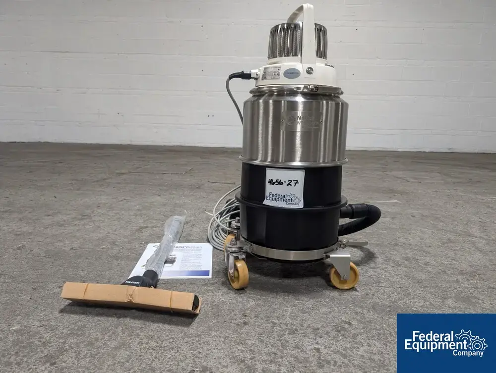 USED Nilfisk Nilfisk Advance America Vacuum, Model IVT1000CR
