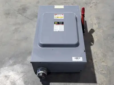 USED SQUARE D CH324N