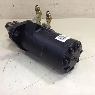 USED CHAR LYNN 101 2169 009