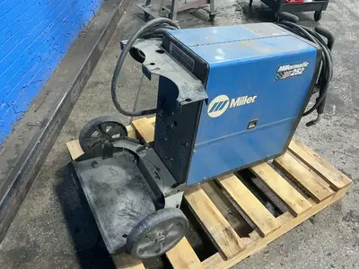 Used MILLER MILLERMATIC 252 Mig Welders Ohio US | HGR 24 #1266222