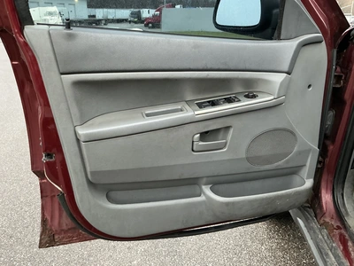 USED 2007 JEEP GRAND CHEROKEE