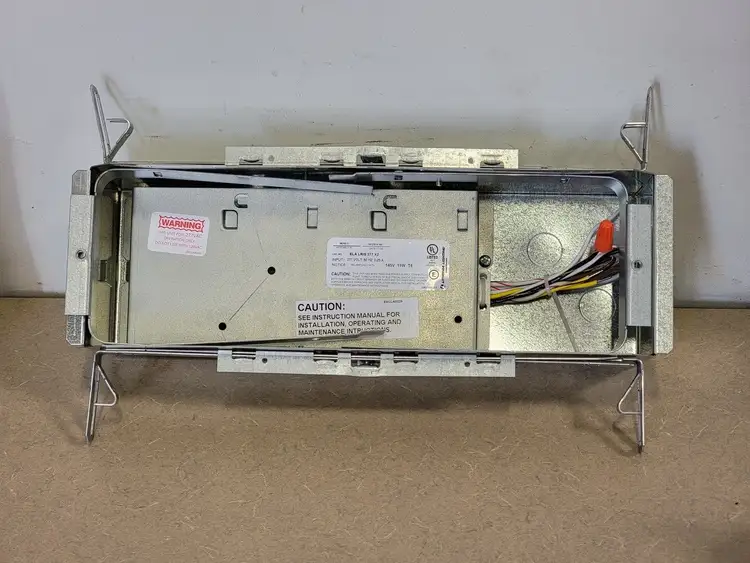 Used LITHONIA LIGHTING ELA LRIS 277 X2 Lighting British Columbia CA | Lenmark #249220