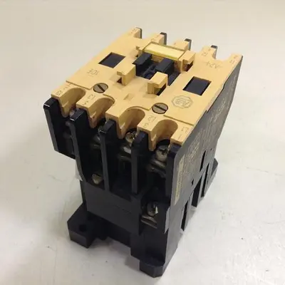 USED ALLEN BRADLEY 100-A24ND3 SER C