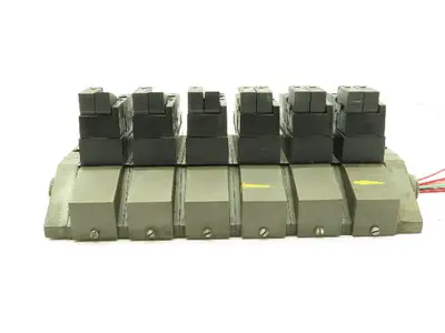 Rexroth Aventics 6-Station Manifold Pneumatic Directional Solenoid Valve Bank