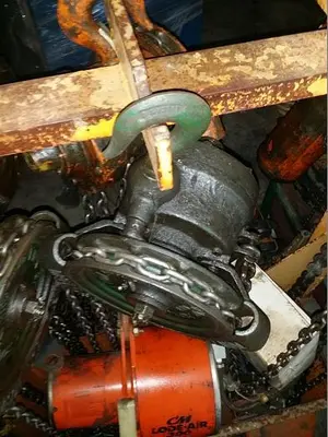 USED D.ROUND AND SON 1 TON