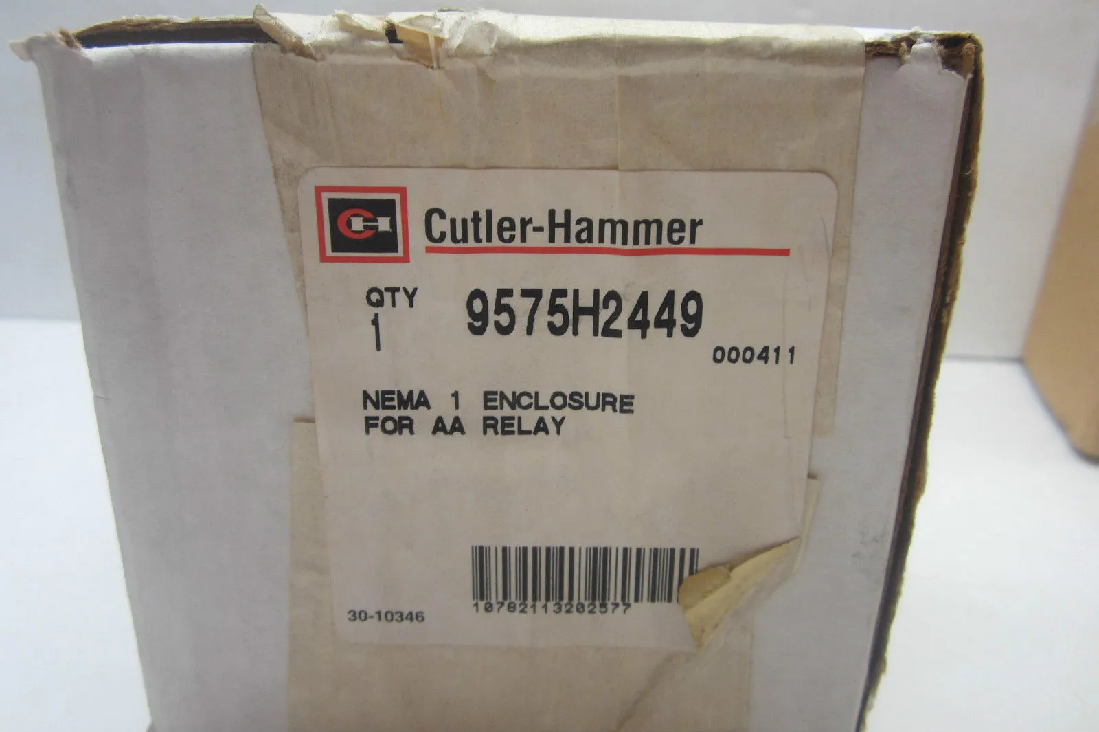 NEW CUTLER HAMMER 9575H2449 ENCLOSURE