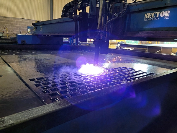 Used 2004 SECTOR TECHNOLOGY BRIDGE AND RAILS Plasma Cutters Illinois US | Machinery Marketing International #1340285