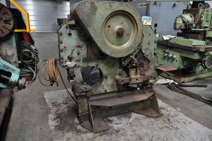 USED PEDDINGHAUS 210/16 60 TON