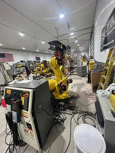 Used 2014 FANUC R2000IB/200R Robots Michigan US | Aucto #1306799