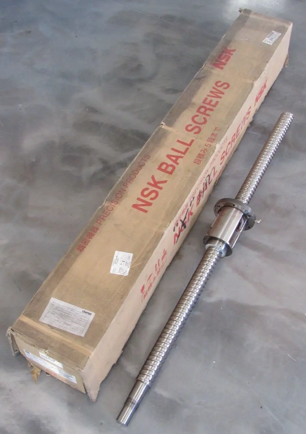 NEW NSK W5011G-36ZK1X-C5Z BALL SCREW SPINDLE W5011G36ZK1XC5Z B05913040200