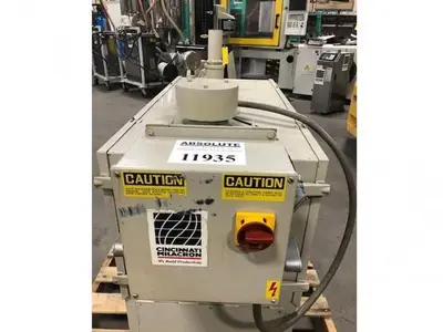 USED CINCINNATI MILACRON CML-VLS-500