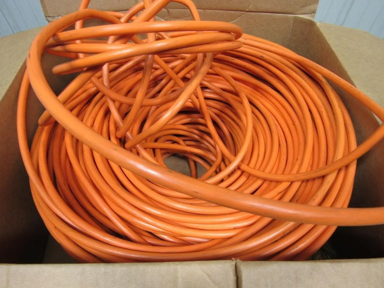 Siecor 62.5/125 Micron Type OFNR Fiber Optic Cable 12pr 600Ft