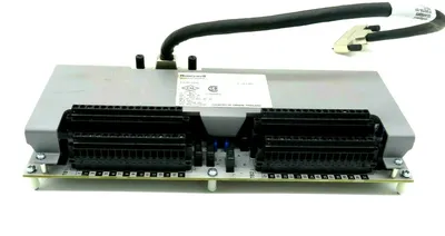 USED HONEYWELL CC-SD0R01 OUPUT RELAY MODULE REV. E 51308380-175 CCSD0R01