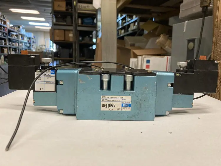 Used MAC MV-A3B-A211-PM-119AA Solenoid Valves Ohio US | Surplus Asset Holdings #1246464