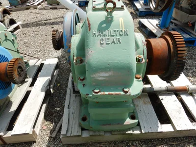 Hamilton H1137 Gear Reducer | Perry Equipment (3)