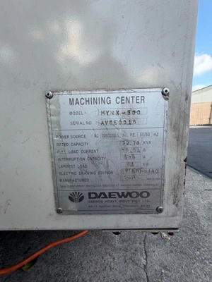 2000 DAEWOO MYNX 500 Vertical Machining Centers | PM Machines (9)
