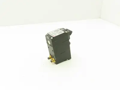 Fairchild TT8001-011011 Pressure Transducer 3-15 PSI Dual Channel Mini 2 Wire