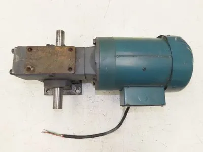 Leeson Winsmith 924MWU 15:1 Gearmotor 116 RPM 1Hp 230/460V 3PH 143TC Dual Shaft