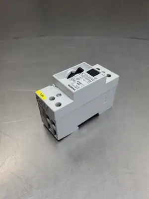 USED Siemens 5SM1 311-6 RCCB Circuit Breaker, 16A, 125-230V