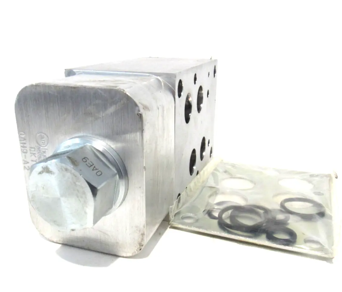NEW SUN HYDRAULICS DKT MANIFOLD VALVE OAH9-A2