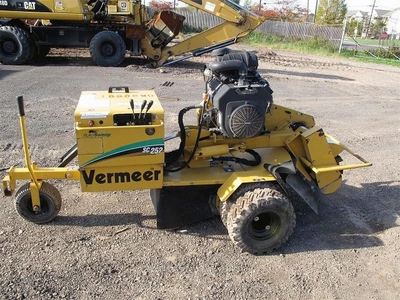 USED 2012 Vermeer SC252