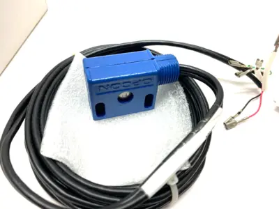 New | in-Stock EATON CUTLER-HAMMER OPCON 70-SERIES PHOTOELECTRIC LEGACY SENSOR Photoelectric Sensors | Maverick Industrial Sales #1104062