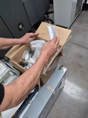 2008 MAKINO U32J Wire EDM | Tight Tolerance Machinery (9)