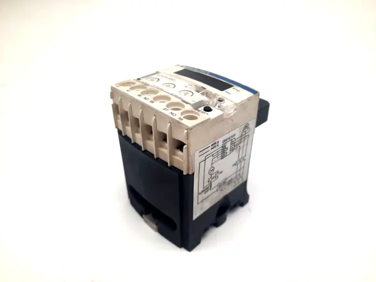 Used SAMWHA _UNKNOWN_ Relays & Switches | Maverick Industrial Sales #1103844
