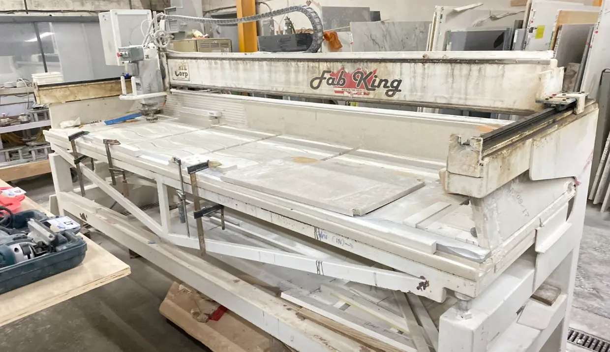 2016 Rye Corp. Fab King 128 Bed Commercial Milling Center
