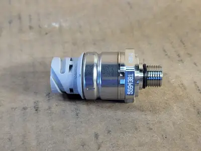 NEW CUMMINS 5594381
