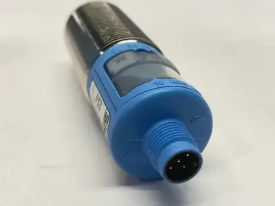 UM30-213113 | Sick  Ultrasonic Sensor M12 5-Pin 6036918 - New Other