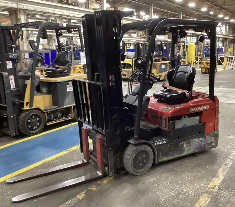 Used 2021 RAYMOND 4460C35S 4-Wheel Sit down Electric Counterbalance Forklifts Illinois US | Forklift Exchange #1274557