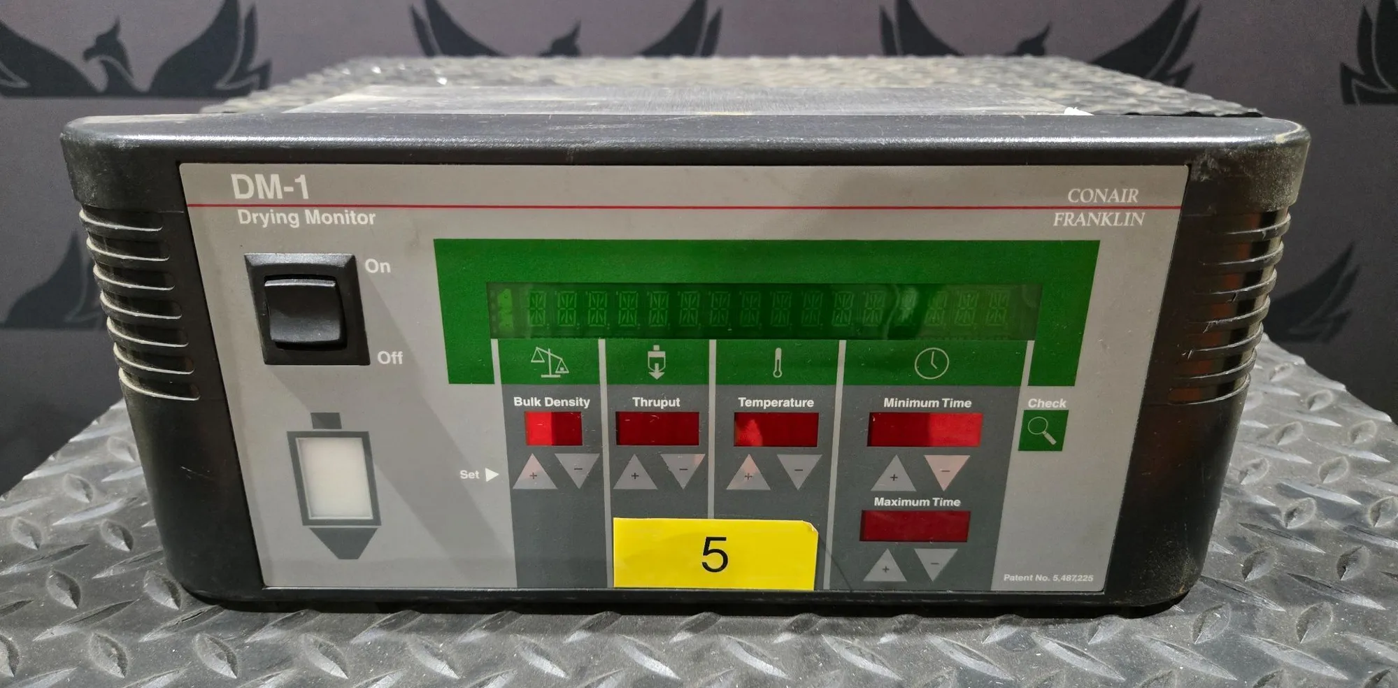 USED CONAIR DM-1