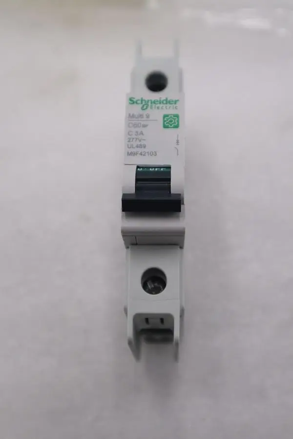 Used _UNKNOWN_ _UNKNOWN_ Circuit Breakers Pennsylvania US | Global Equipment International, LLC #1438044