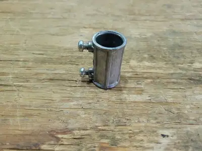 1/2" Set Screw Coupling