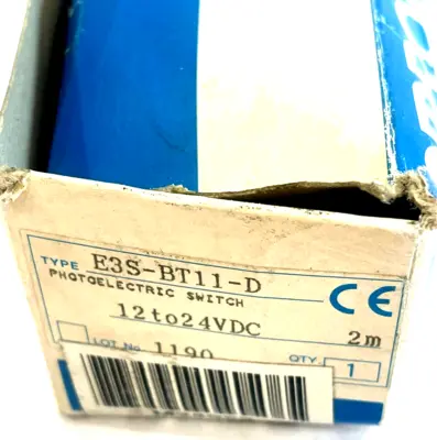 NEW OMRON E3S-BT11-D PHOTO ELECTRIC SWITCH E3SBT11D