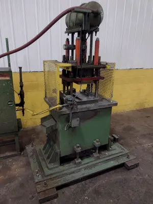 7 TON X 14" WIDE AIRAM PNEUMATIC CUTOFF PRESS: STOCK #17188