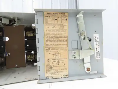 Gould Siemens V7E2213LR I-T-E Twin Vacu-Break Fusible Switch 100A 240VAC 1Ph