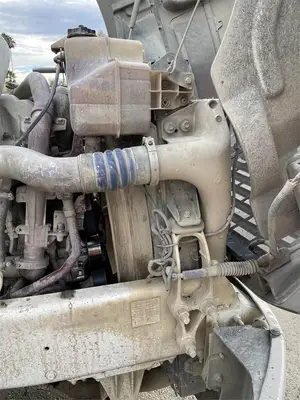 USED 2011 MACK PINNACLE CXU612
