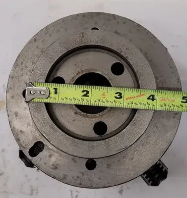 USED KC U75 - 6IN - 4 JAW CHUCK