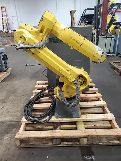 Used 2010 FANUC M-20IA Robots Ohio US | Six Axis Solutions #397775