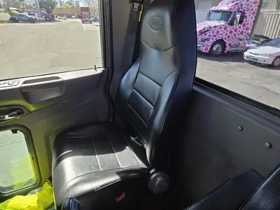 USED 2020 PETERBILT 389