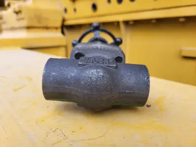 3/4" Class 800 Globe Valve API 602