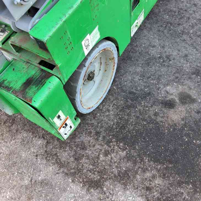 USED 2015 Genie GS-3232