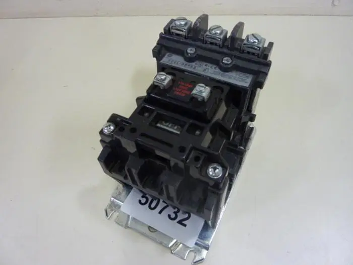 Used ALLEN BRADLEY 500L-B0.93 SER B PLC Contactors | Ideal Machinery #624732