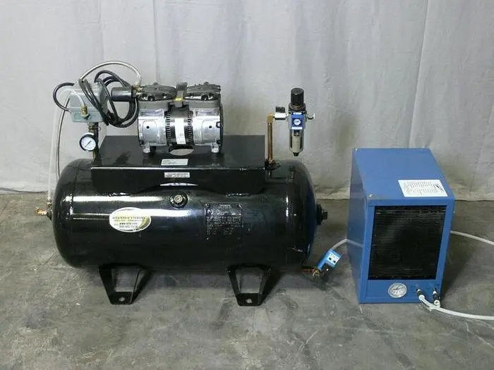 Used DPCD120 CLEAN-AIR COMPRESSOR W/ REFRIGERATED AIR DRYER _UNKNOWN_ Tank Mounted Air Compressors California US | Equipment Lab #486918